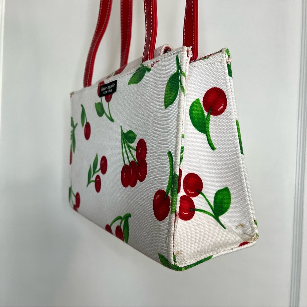 Vintage Y2K Kate Spade Canvas Cherry Print Shoulder Bag - Picture 6 of 16